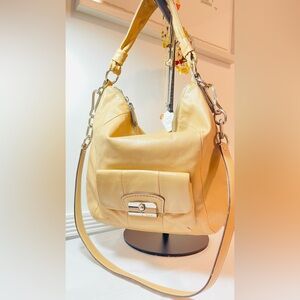 Coach Authentic Kristin tan beige leather hobo shoulder bag